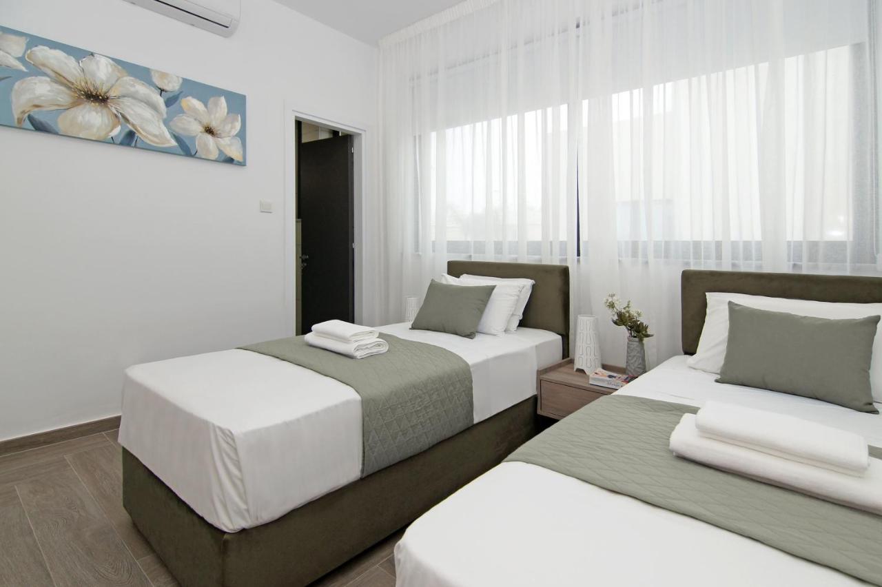Villa Queen Eleanor Protaras Esterno foto
